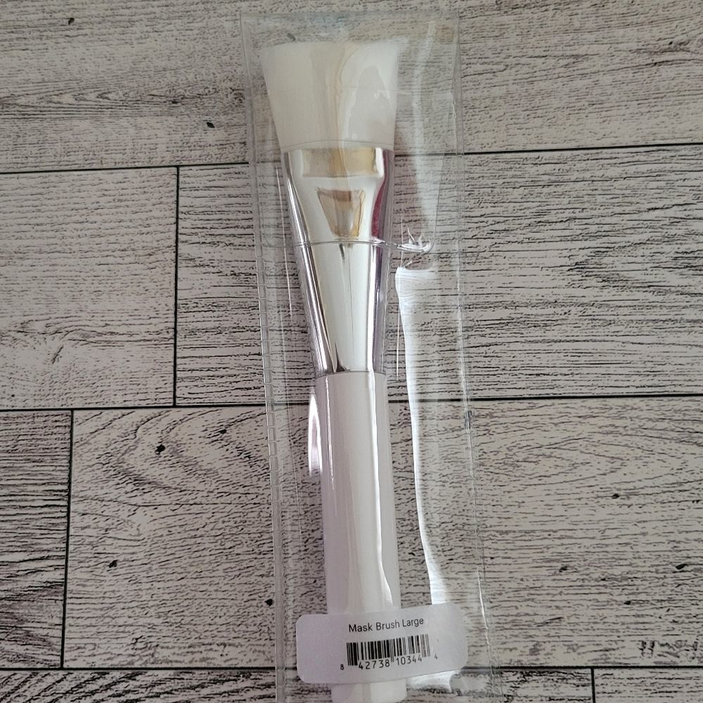 Glo Skin Beauty Large Mask Brush - Picture 2 of 3
